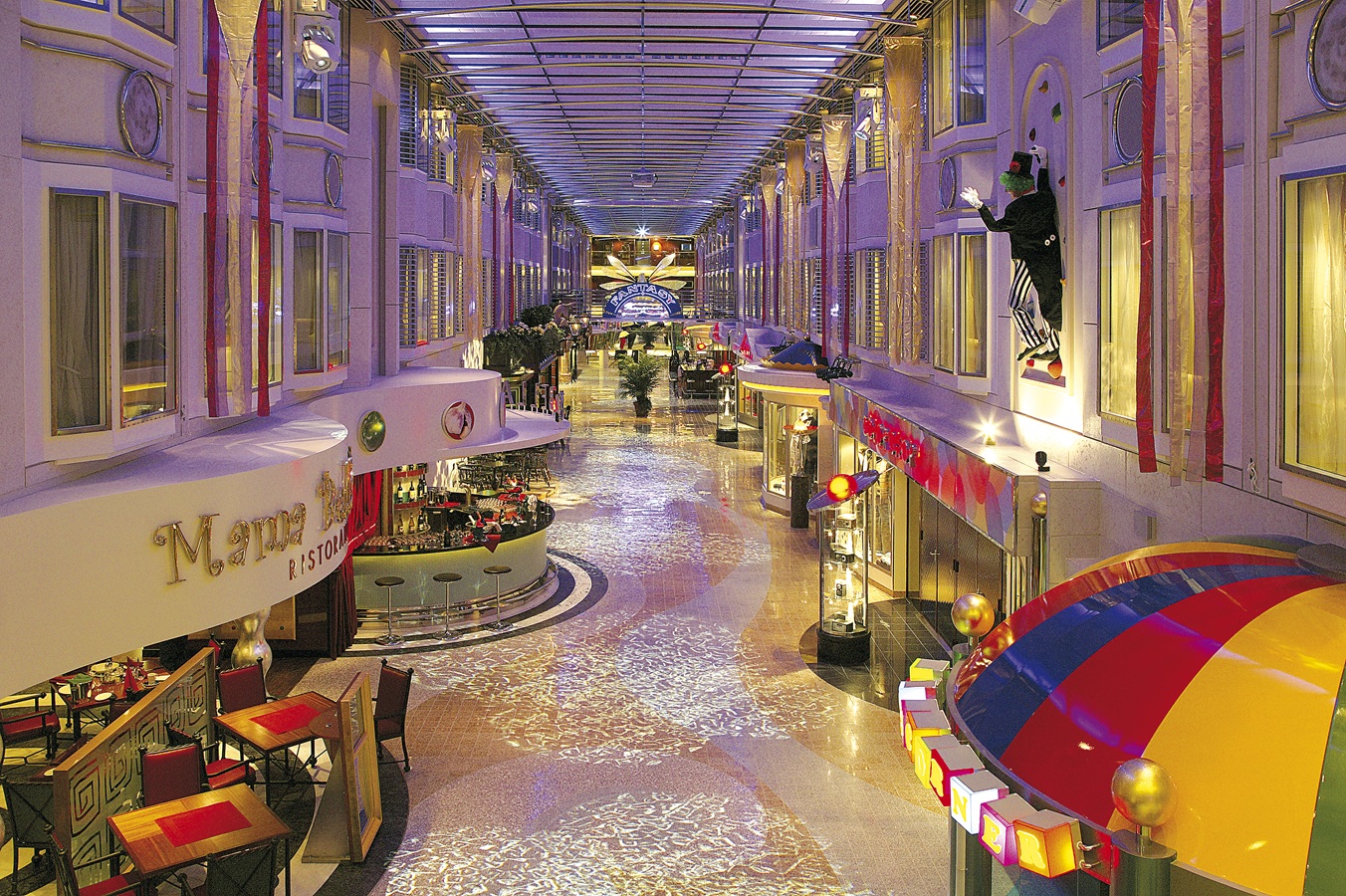 Color Fantasy - Promenaden_CLL-01815_Gisle Bjørneby