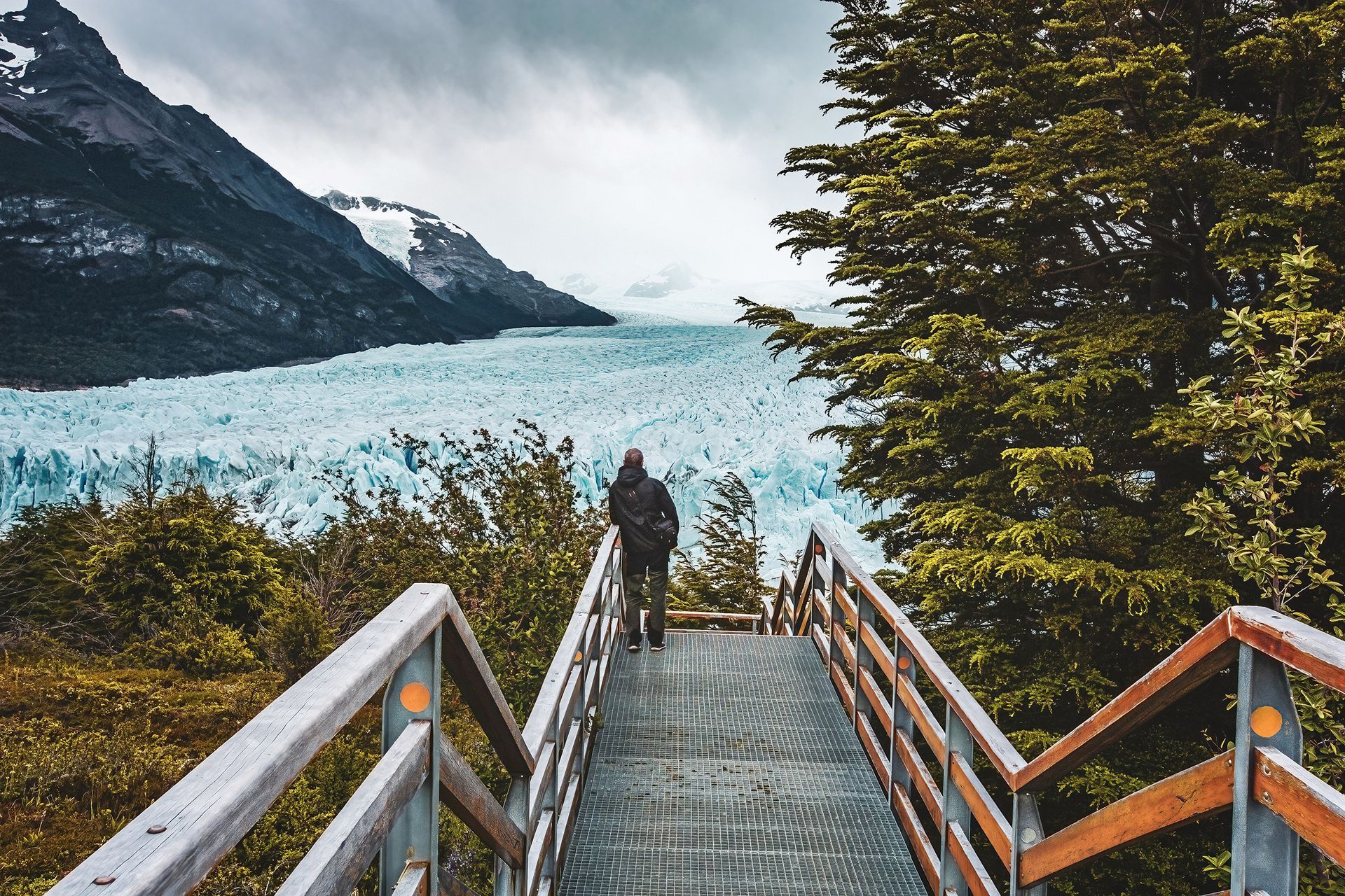 Perito Moreno Glacier in Los Glaciers National Park in Patagonia, Argentina. Blue ice Glacier, ancient ice, El Calafate, Patagonia