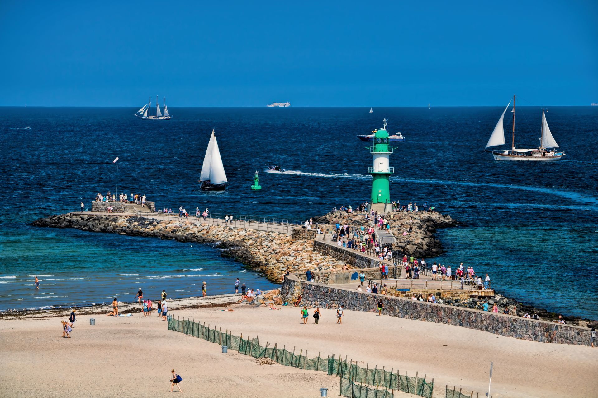 Warnemünde, Hanse Sail