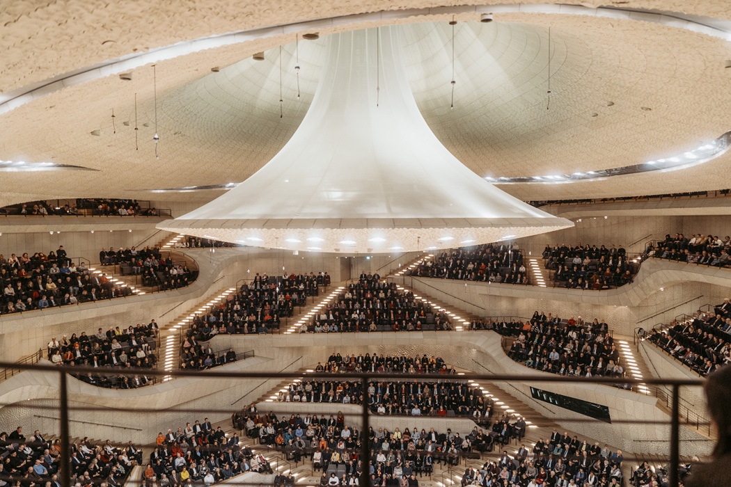 grosser_saal_orchesterkonzert_c_sophie_wolter_5