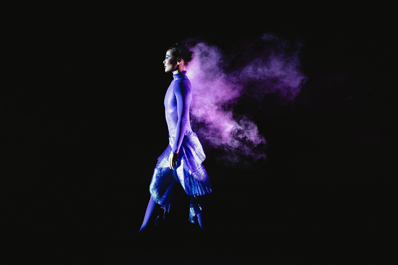 Cirque du Soleil Alizé - Contortion 1