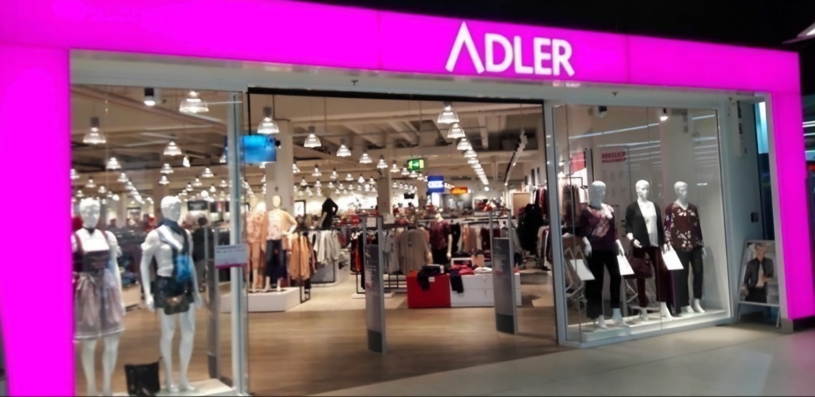 Adler_Modemarkt_0011
