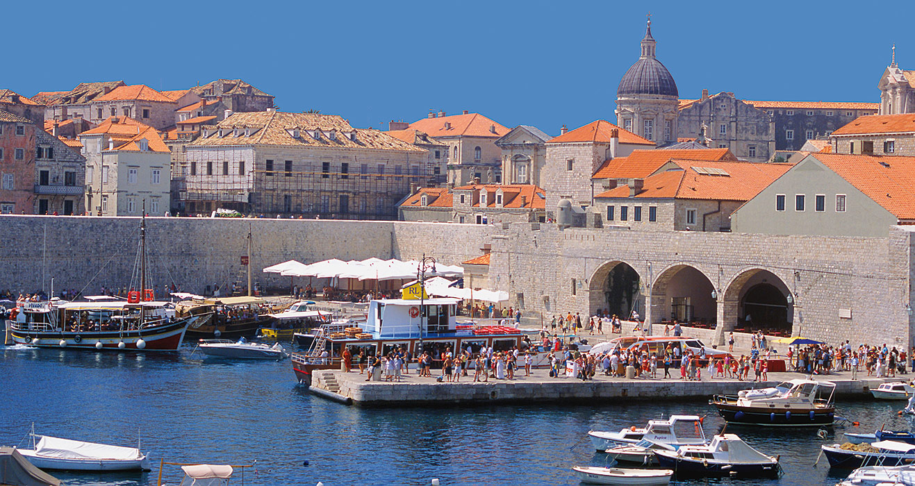 Kroatien_01--im-alten-Hafen-von-Dubrovnik